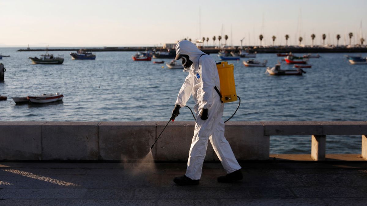 ¿Por qué el coronavirus no golpea tanto a Portugal como a España?