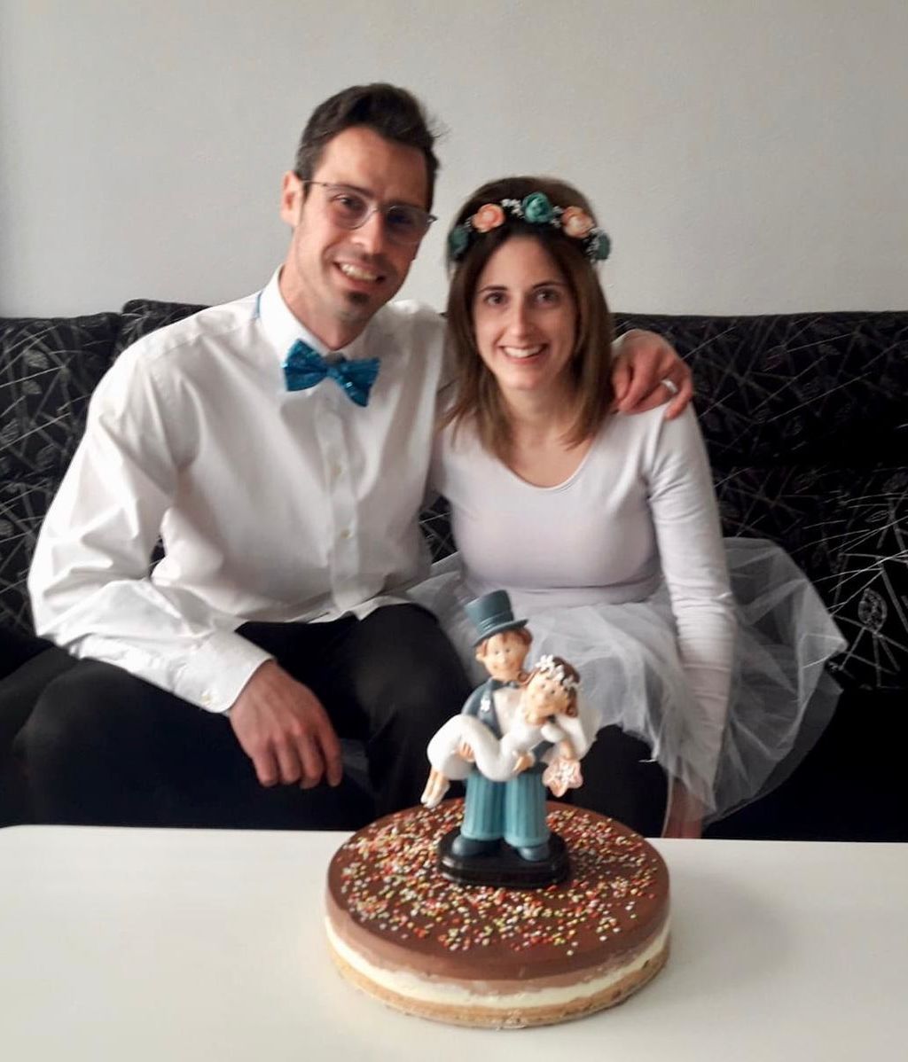 No faltó ni la tarta nupcial.