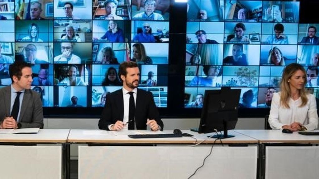 El PP reta a Batet: 45 de sus diputados irán al pleno del jueves "para que los españoles les vean" El PP reta a Batet: 45 de sus diputados irán al pleno del jueves "para que los españoles les vean"