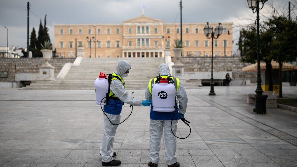 ¿Por qué Grecia presume de contener el impacto del coronavirus?