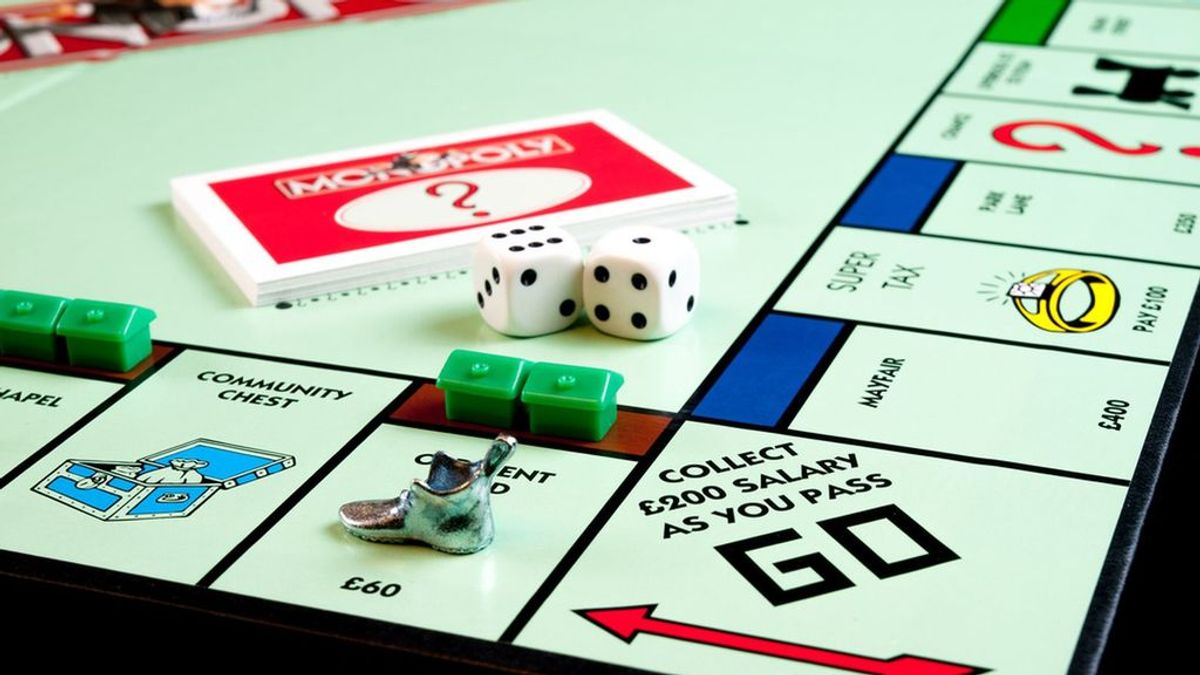 Vuelve a conquistar las calles desde casa con las diferentes versiones de Monopoly, el rey de los juegos de mesa