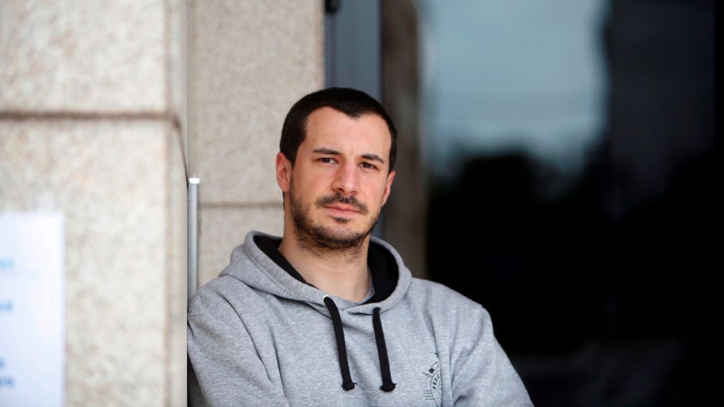 Adrián Brañas, ingeniero informático, puso sus conocimientos técnicos al servicio de "Voltaremos"