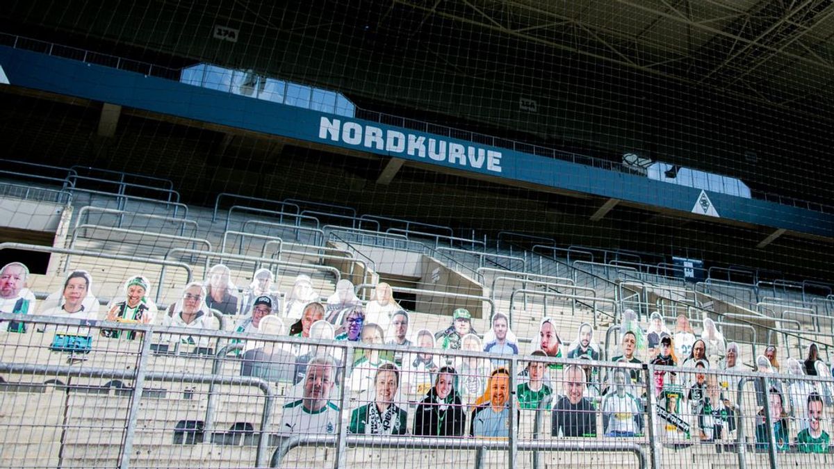 La grada del estadio del Gladbach. La grada del estadio del Gladbach.