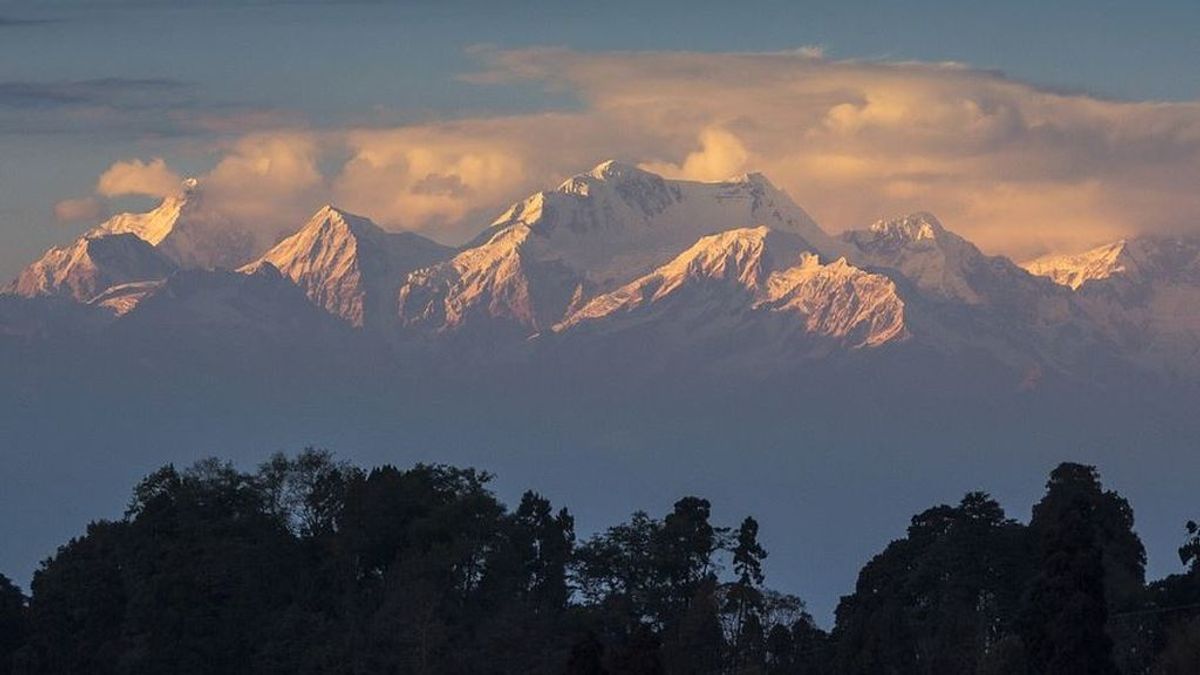 Efectos indirectos de la pandemia: el Himalaya visible desde India por primera vez en 30 años