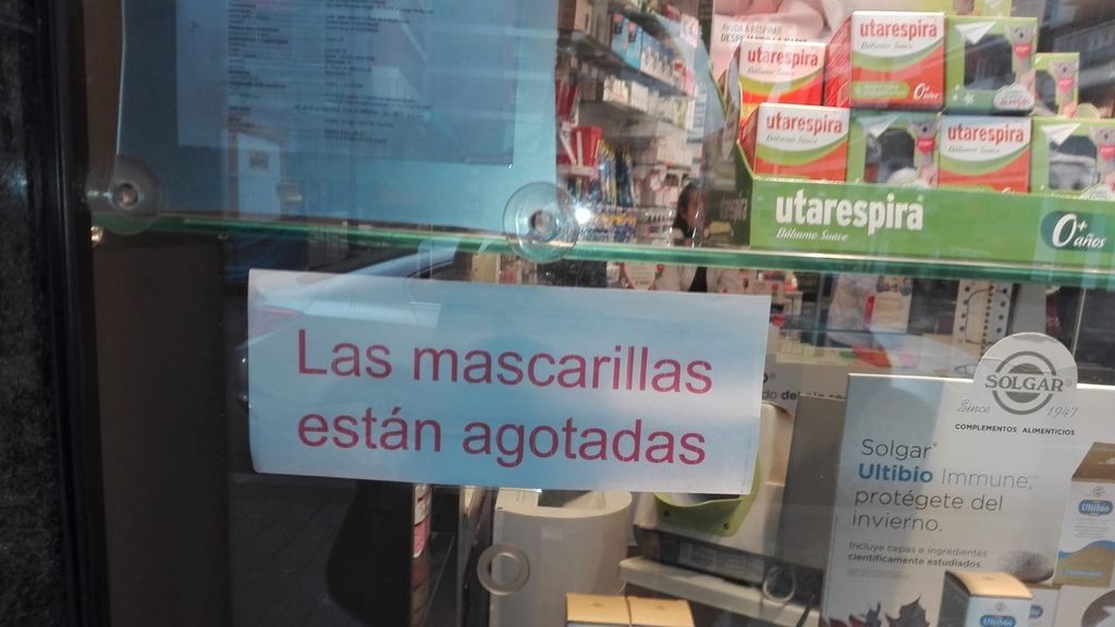 El gobierno anuncia que habrá mascarillas en las farmacias pero las boticas dudan: "No hay stock" El gobierno anuncia que habrá mascarillas en las farmacias pero las boticas dudan: "No hay stock"