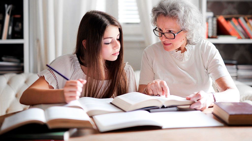 “Los colegios no deberíamos generar más ansiedad a los padres, más bien todo lo contrario” Luisa del Campo, orientadora escolar “Los colegios no deberíamos generar más ansiedad a los padres, más bien todo lo contrario” Luisa del Campo, orientadora escolar