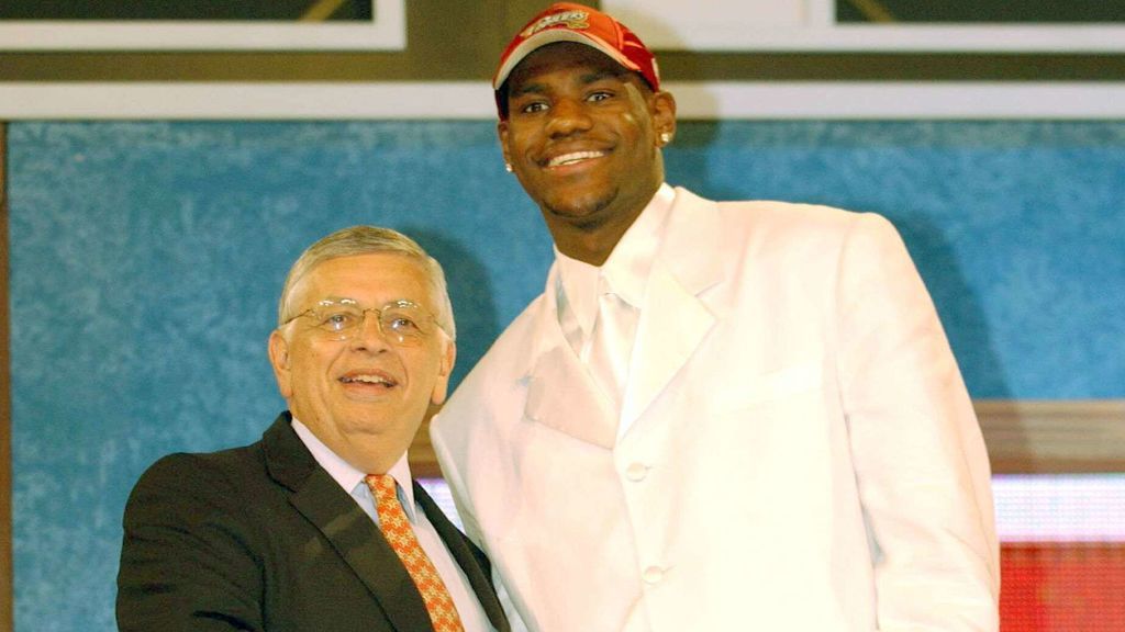 Lebron James en sus primeros pasos en la NBA
