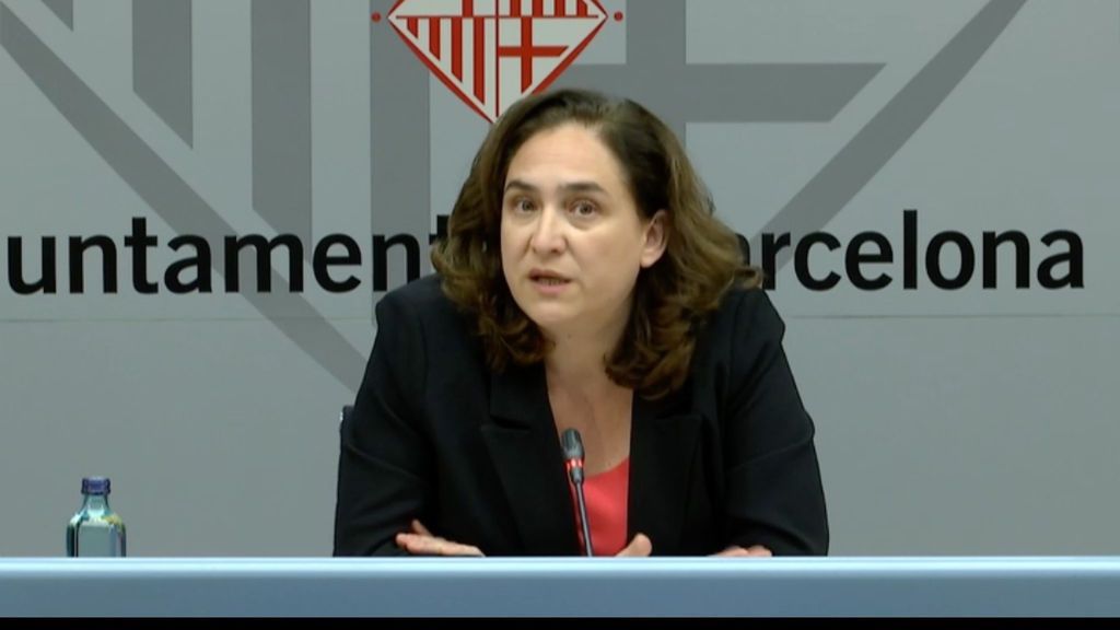 Ada Colau pide ayuda económica al Gobierno central por la caída de los ingresos en Barcelona Ada Colau pide ayuda económica al Gobierno central por la caída de los ingresos en Barcelona
