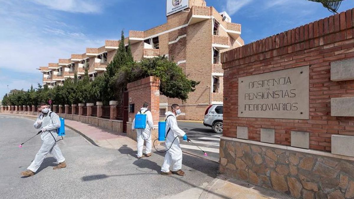 Quince minutos y medidas estrictas: Murcia aprueba un protocolo para las despedidas a ancianos en residencias