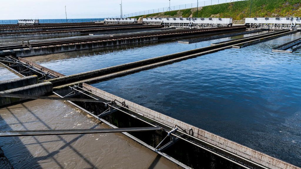 La planta de aguas residuales de A Coruña podrá predecir futuros brotes del Covid-19 La planta de aguas residuales de A Coruña podrá predecir futuros brotes del Covid-19