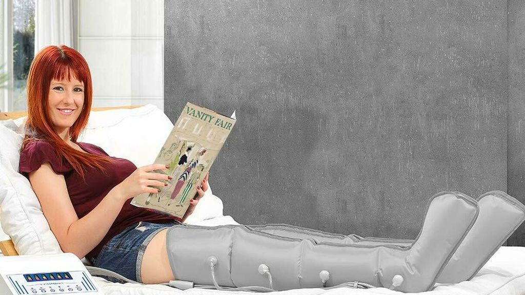 Máquina para realizar presoterapia sobre las piernas en casa