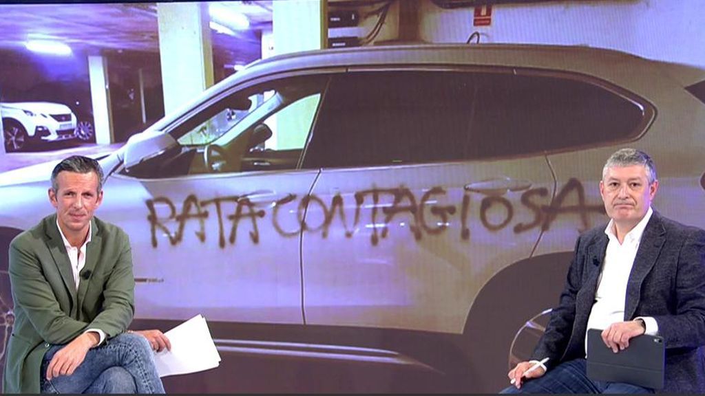 Escriben “rata contagiosa” en el coche de un sanitario