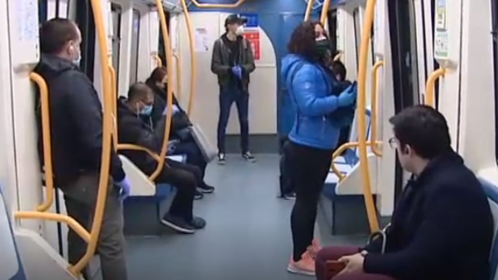 Sin mascarillas en el transporte público