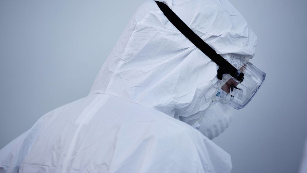 Un médico forense fallece tras contagiarse con el cadáver de una víctima con Covid-19 Un médico forense fallece tras contagiarse con el cadáver de una víctima con Covid-19