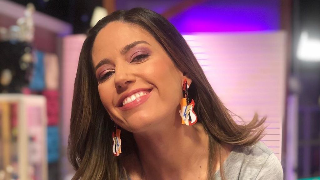 Nuria Marín se quita el bigote en directo: "El contenido que merecéis"