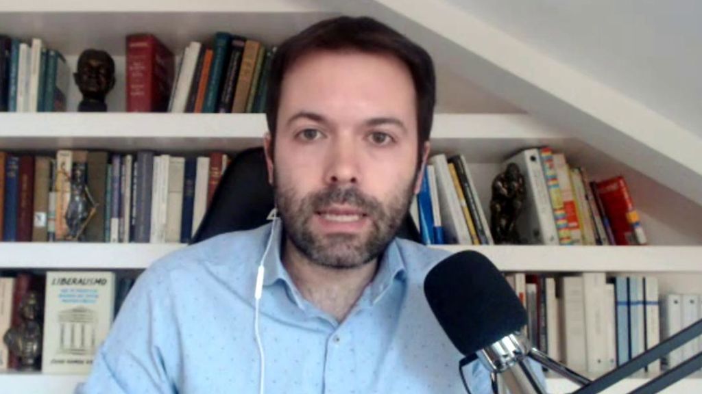 Juan Ramón Ralló, economista: "Hasta que no hay mascarillas suficientes y test masivos el país estará bloqueado"