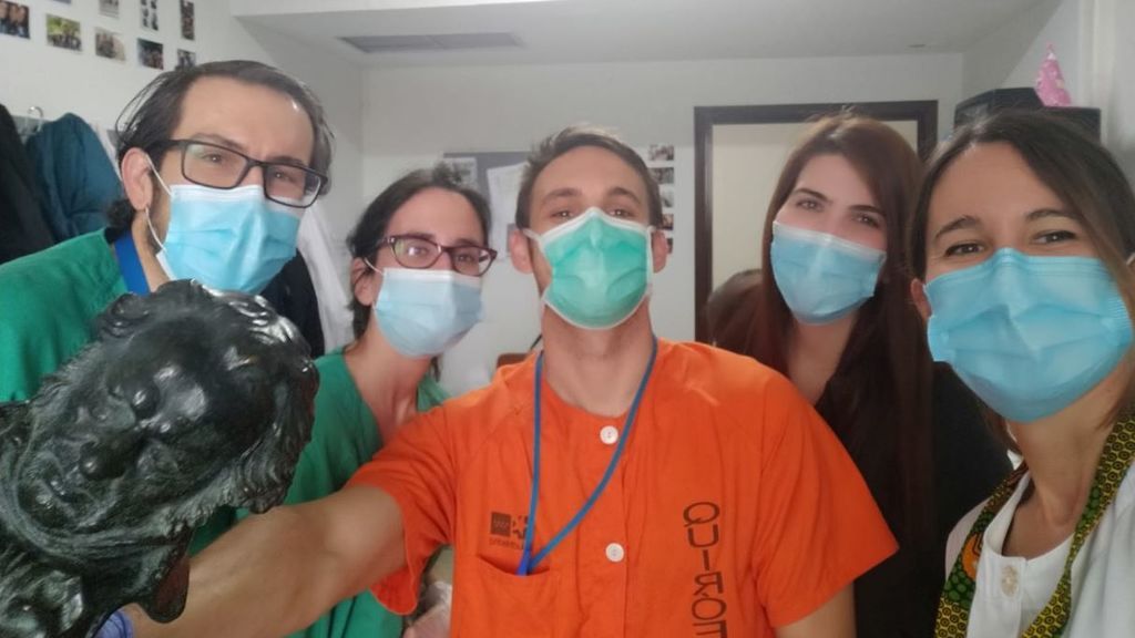 Un Goya en el hospital Ramón y Cajal para premiar a los luchadores del coronavirus Un Goya en el hospital Ramón y Cajal para premiar a los luchadores del coronavirus