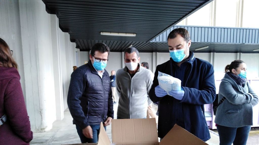 El Ayuntamiento de Terrassa (Barcelona) recibe un pedido de 400.000 mascarillas compradas en China