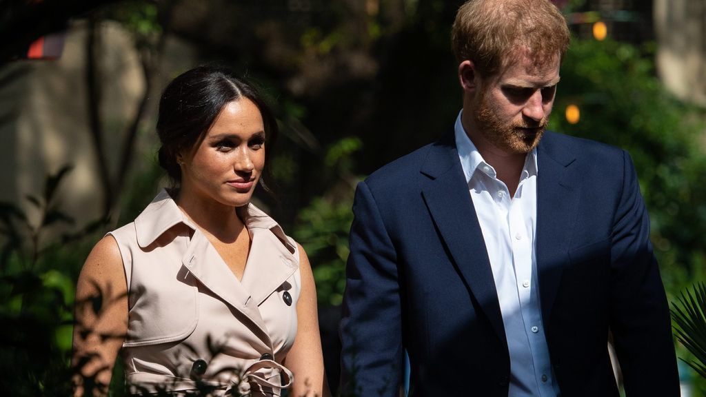 Salen a la luz los mensajes del príncipe Harry al padre de Meghan Markle antes de su boda: "Podemos ayudarte"