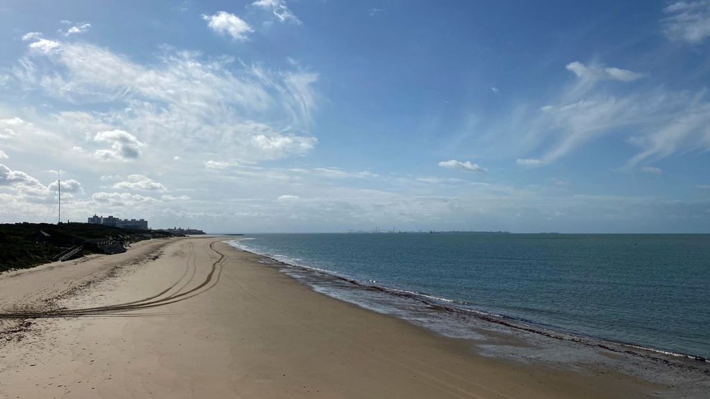 La playa vista desde el Hotel Playa de la Luz de Rota