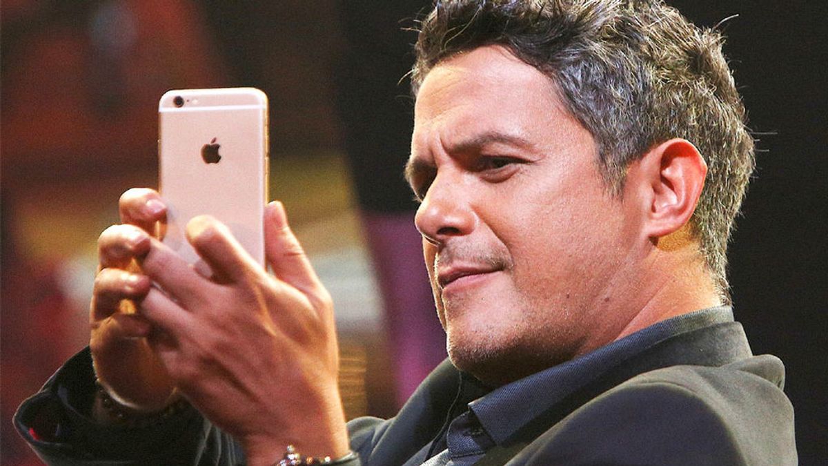 Alejandro Sanz, sobre el debate de los bulos: "Es peligroso controlar lo que se dice" Alejandro Sanz, sobre el debate de los bulos: "Es peligroso controlar lo que se dice"