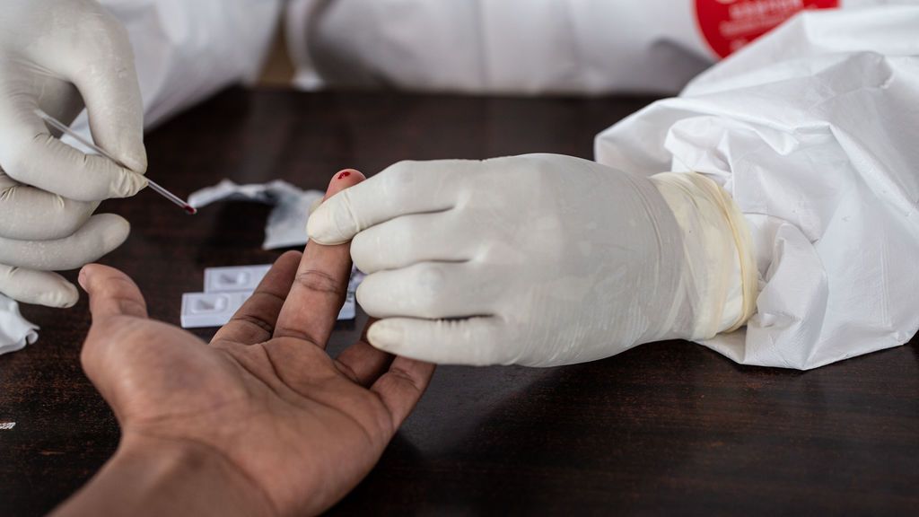 Francia registra otras 531 muertes por coronavirus pero los pacientes de UCI continúan bajando Francia registra otras 531 muertes por coronavirus pero los pacientes de UCI continúan bajando