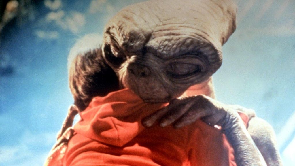 Abrazos de cine: un repaso a los más míticos ahora que todo el mundo sueña con volver a darlos