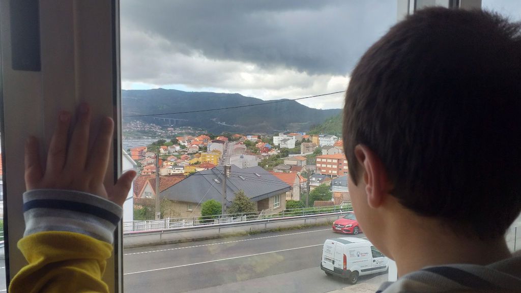 Ansiedad, preocupación y miedo al contagio: los niños españoles también sufren con el confinamiento Ansiedad, preocupación y miedo al contagio: los niños españoles también sufren con el confinamiento