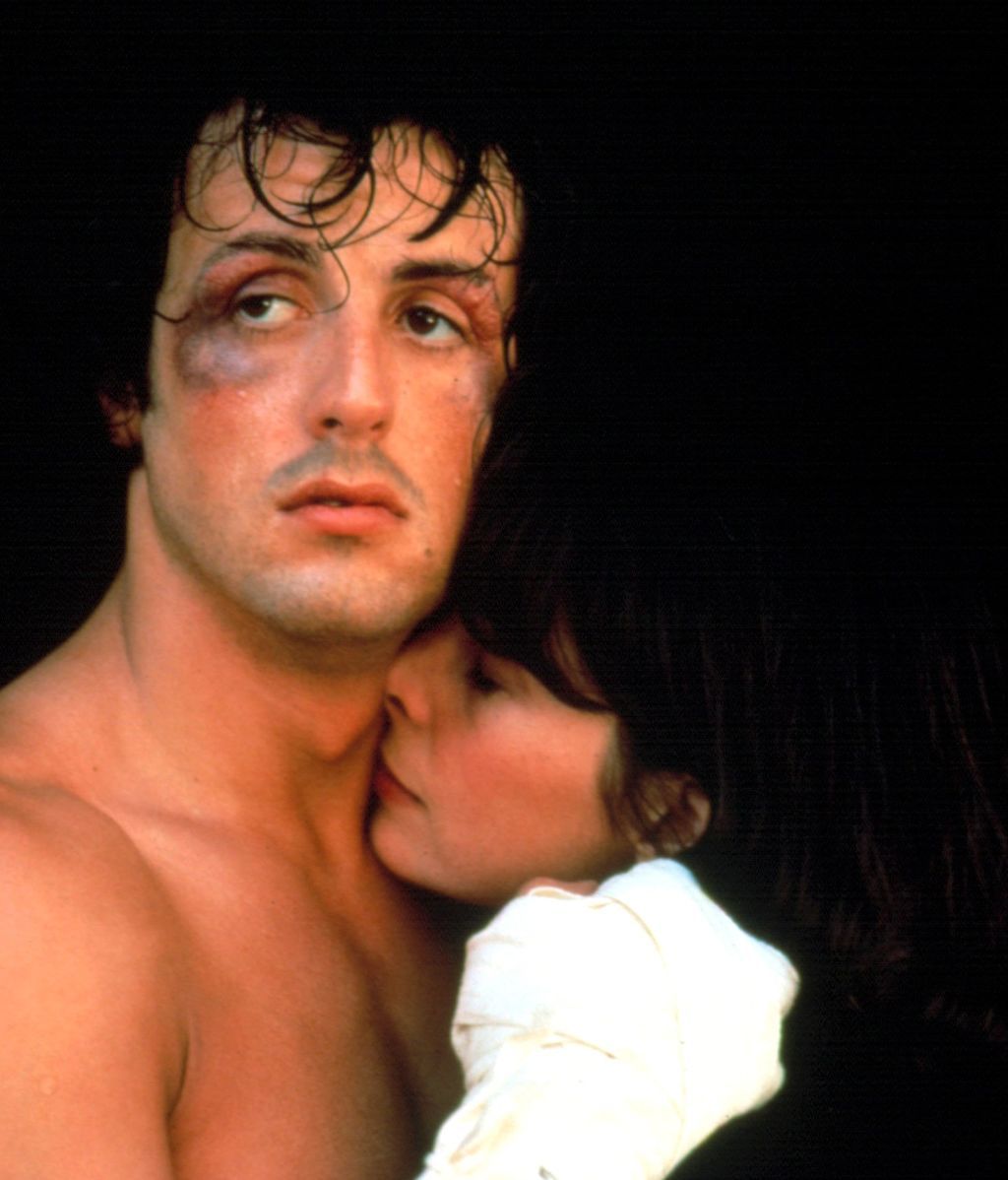 Abrazos de cine: un repaso a los más míticos ahora que todo el mundo sueña con volver a darlos