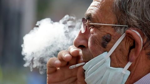 La polémica del tabaco y el coronavirus: Francia cree que la ...