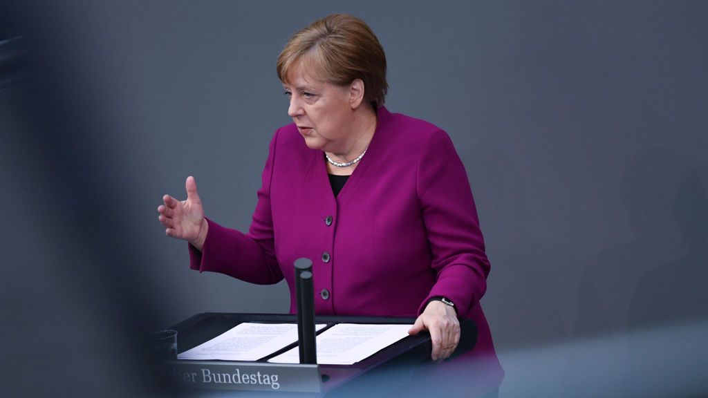 Merkel pide resiliencia a los alemanes para una larga batalla contra el coronavirus Merkel pide resiliencia a los alemanes para una larga batalla contra el coronavirus