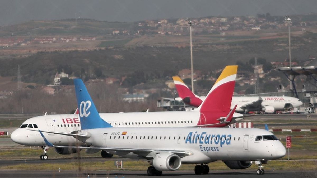 La Guardia Civil denuncia a Iberia y Air Europa por incumplir distanciamiento La Guardia Civil denuncia a Iberia y Air Europa por incumplir distanciamiento