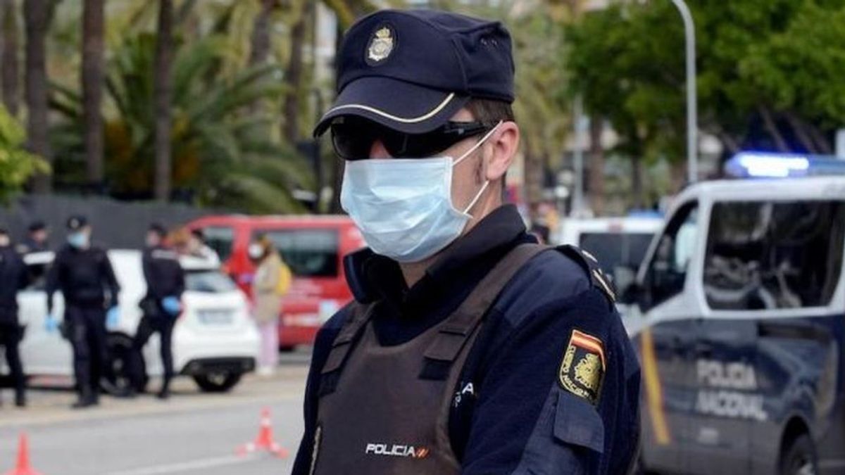Muere un inspector de la Policía en Málaga, víctima del coronavirus, a los 54 años