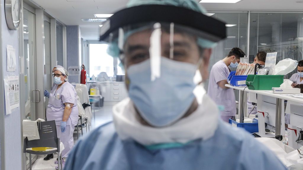 El 20 de mayo será el primer día sin muertos por coronavirus en España, según un estudio El 20 de mayo será el primer día sin muertos por coronavirus en España, según un estudio