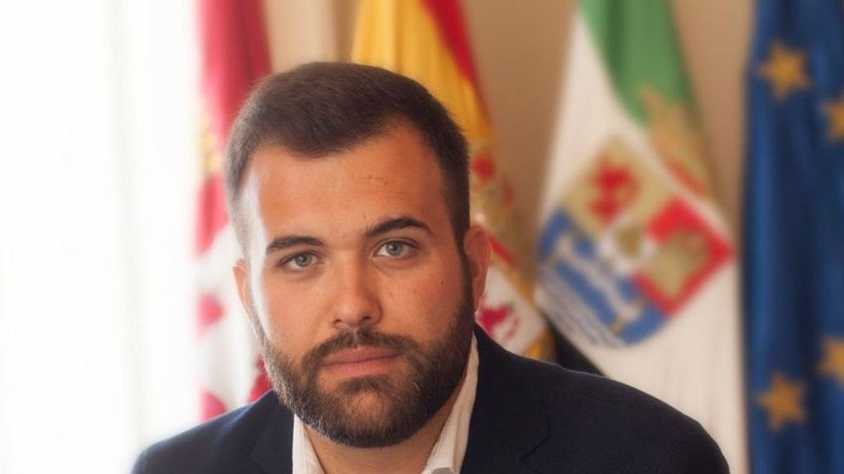 Luis Salaya, alcalde de Cáceres, sobre la mina de litio: “Me asusta la presión que podamos recibir de Europa” Luis Salaya, alcalde de Cáceres, sobre la mina de litio: “Me asusta la presión que podamos recibir de Europa”