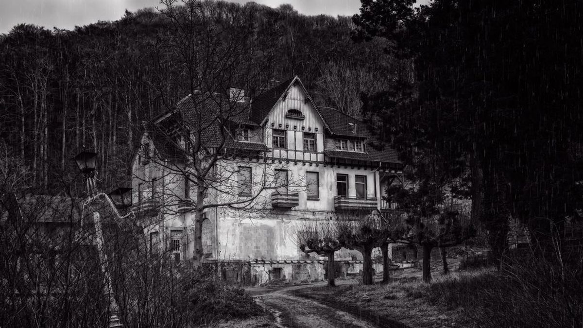 Una casa "embrujada" para aislar a quienes se saltan el confinamiento Una casa "embrujada" para aislar a quienes se saltan el confinamiento