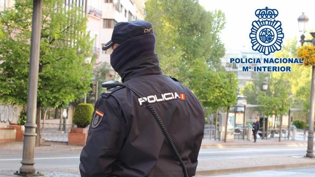 Detenidos en un garaje de Ávila varios adultos y menores sin confinar Detenidos en un garaje de Ávila varios adultos y menores sin confinar
