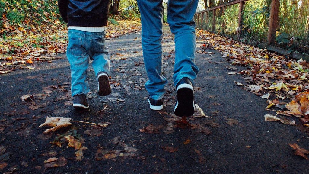 Guía esencial para padres: cómo debe ser el paseo con los niños Guía esencial para padres: cómo debe ser el paseo con los niños