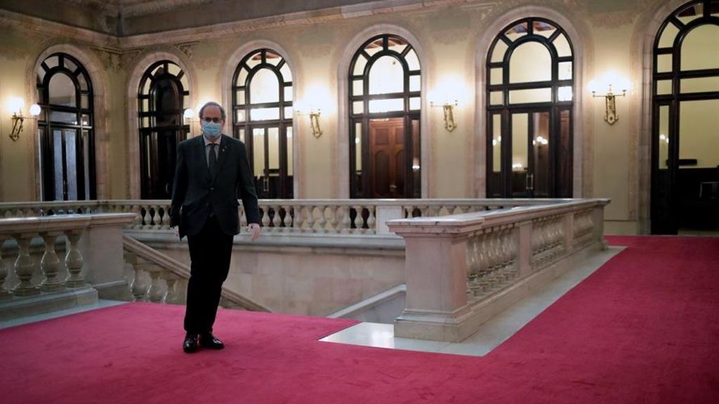 El presidente de la Generalitat, Quim Torra, en los pasillos del Parlament de Cataluña El presidente de la Generalitat, Quim Torra, en los pasillos del Parlament de Cataluña