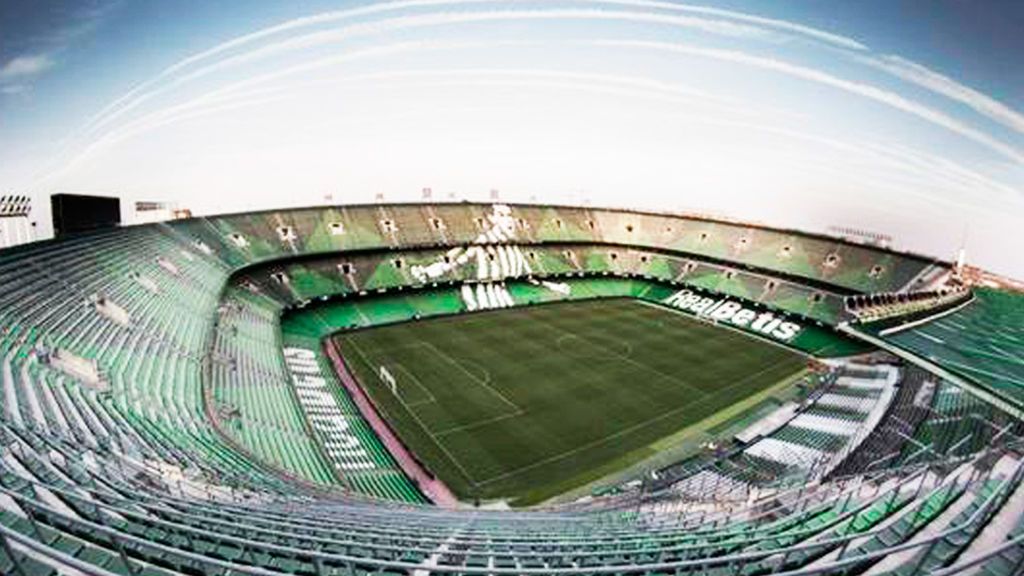 interior del estadio Benito Villamarín, donde juega el Betis