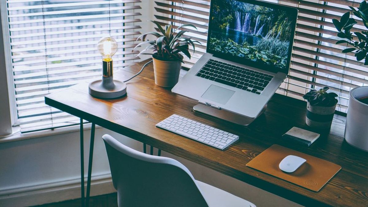 Así puedes ordenar tu escritorio para aumentar tu productividad en cuarentena