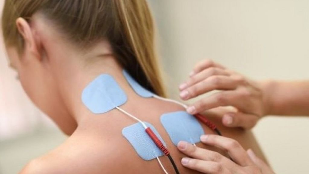 La Electroestimulación Eléctrica Transcutánea (TENS).