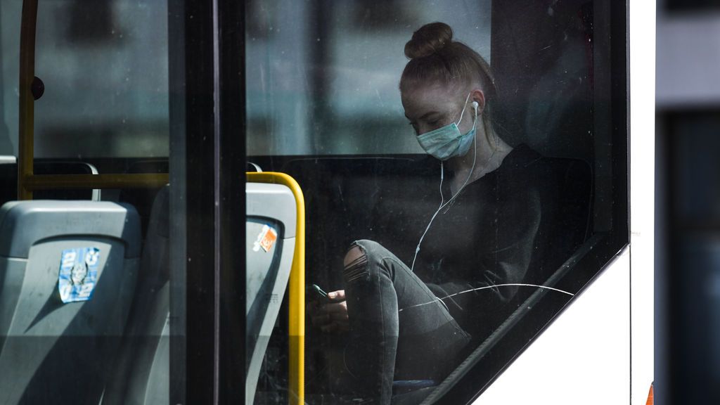 Alemania multará con hasta 10.000 euros a quien no lleve mascarilla en comercios y transportes Alemania multará con hasta 10.000 euros a quien no lleve mascarilla en comercios y transportes