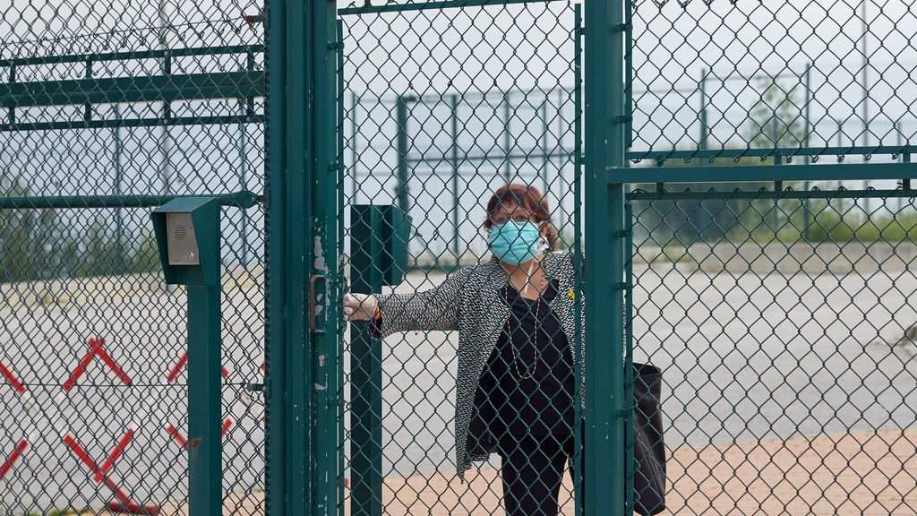 La exconsellera Dolors Bassa sale de prisión para trabajar en una residencia de ancianos en plena pandemia de coronavirus La exconsellera Dolors Bassa sale de prisión para trabajar en una residencia de ancianos en plena pandemia de coronavirus