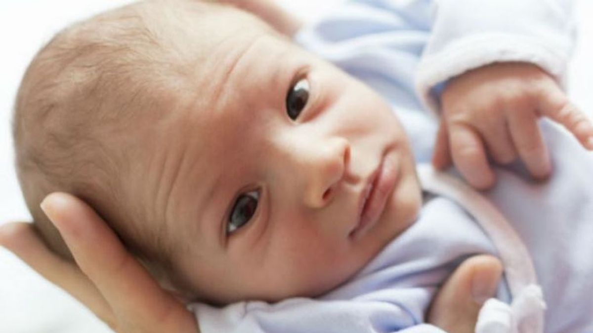 La costra láctea en los bebés y lo que causa