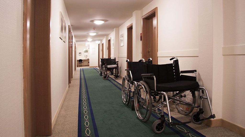 Los geriátricos, blindados hasta la fase 3 de la desescalada: prohibidas las visitas de familiares Los geriátricos, blindados hasta la fase 3 de la desescalada: prohibidas las visitas de familiares