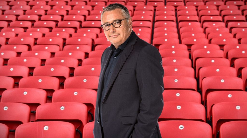 Cádiz propone cambiar a Estadio Michael Robinson el nombre del Carranza Cádiz propone cambiar a Estadio Michael Robinson el nombre del Carranza