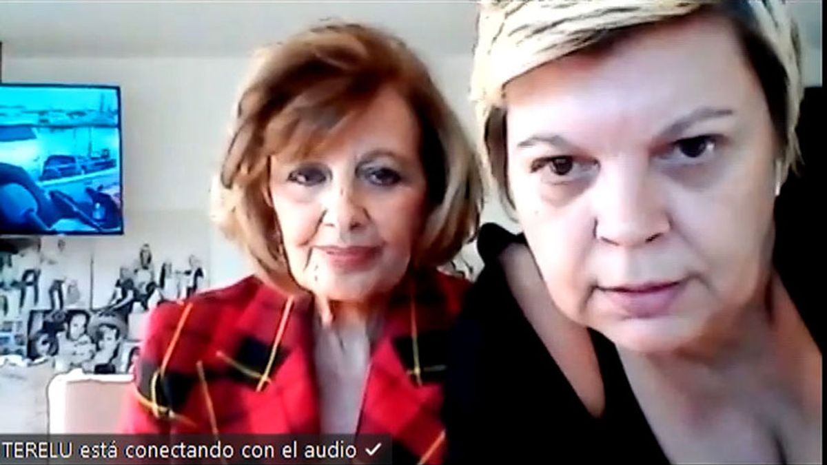 Terelu Campos ayuda a María Teresa Campos en la videollamada de Broncano Terelu Campos ayuda a María Teresa Campos en la videollamada de Broncano