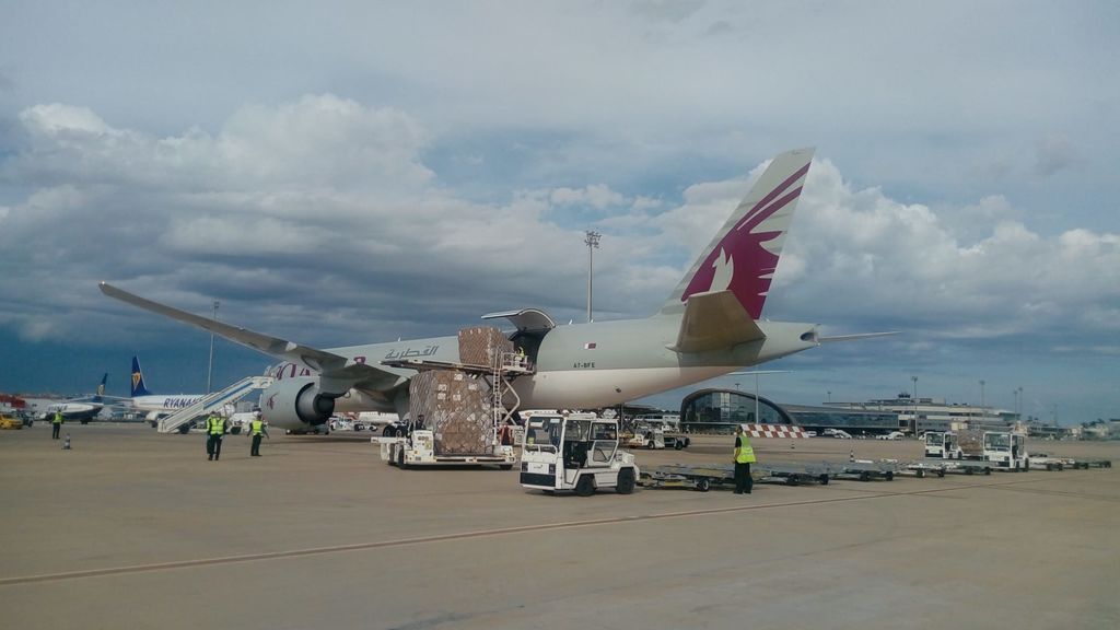 Los aeropuertos de Aena ha transportado casi 67.000 toneladas de medicinas y alimentos desde el estado de alarma Los aeropuertos de Aena ha transportado casi 67.000 toneladas de medicinas y alimentos desde el estado de alarma