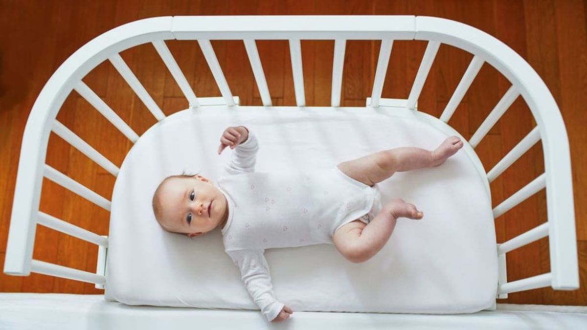 La cuna de colecho es una opción para estar más cerca de tu bebé.